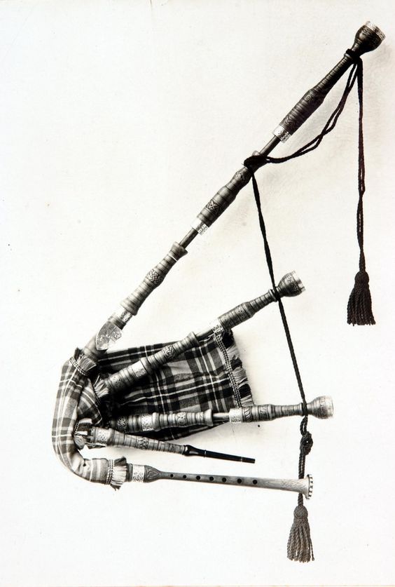 history of bagpipes