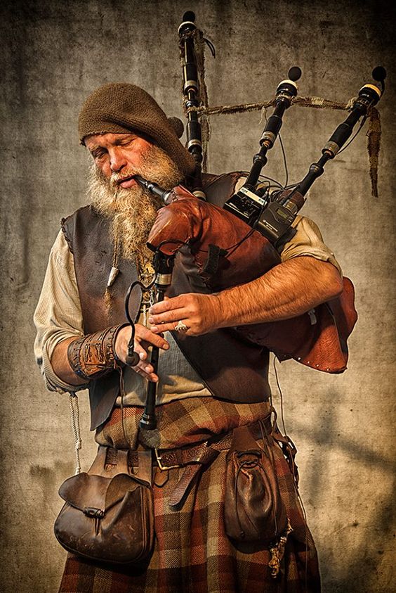 history of bagpipes